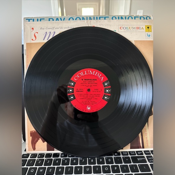 It’s The Talk Of The Town (CL 1334) & ‘s Marvelous (CL 1074) Ray Conniff Vintage - Picture 2 of 9